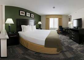 Holiday Inn Express & Suites PEKIN (PEORIA AREA) by IHG 3
