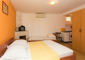 Apartments Djurkovic 3