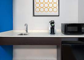 Holiday Inn Express MIAMI AIRPORT DORAL AREA by IHG 4