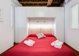 Piazza Navona-Coronari House 5