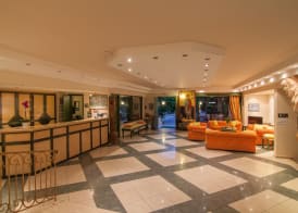 Trefon Hotel Apartments and Family Suites 2