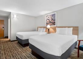 Days Inn by Wyndham Hillsdale 5