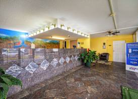 Econo Lodge Decatur South 4