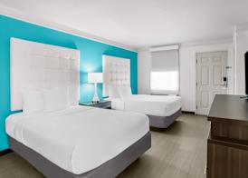 Howard Johnson by Wyndham Columbus Fort Moore 4