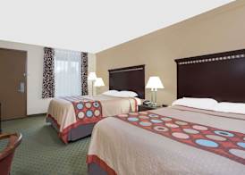 Super 8 by Wyndham Danville 3