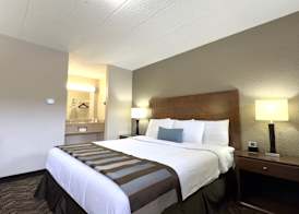 Super 8 by Wyndham Greensburg 4