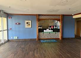 Baymont by Wyndham Evansville North/Haubstadt 2