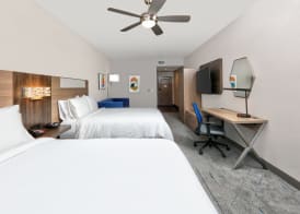 Holiday Inn Express & Suites NORTH DALLAS AT PRESTON by IHG 4