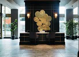 The Axis Moline Hotel, Tapestry Collection By Hilton 3