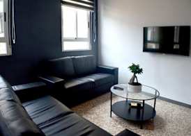 Quart Youth Hostel & Apartments 5