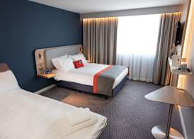 Knowsley Inn & Lounge 2