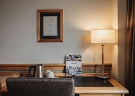 Home Hotel With 5