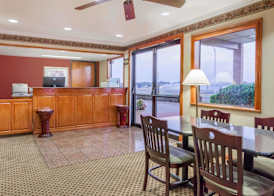 Super 8 by Wyndham Mount Vernon 2