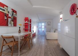 Red Studio near Porta Nuova by Wonderful Italy 4