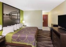 Super 8 by Wyndham Southaven 3
