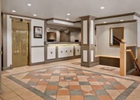 Days Inn by Wyndham Vancouver Downtown 3