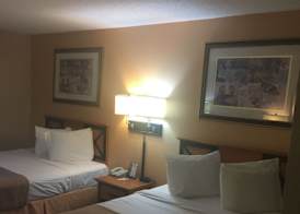 Travelodge by Wyndham Battle Creek 4