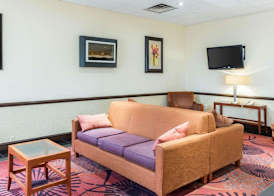 Clarion Hotel Somerset - New Brunswick 5