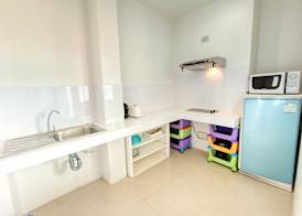 Sea View Apartments 3