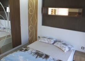 Han-De Homes 5