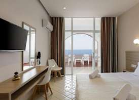 Europa Resort Hotel 5