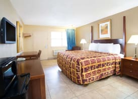 Knights Inn Orlando 3