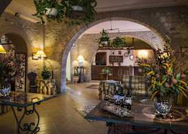 Relais Abbazia Santa Anastasia Resort & Winery 3