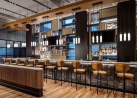 Sheraton Gateway Hotel in Toronto International Airport 3