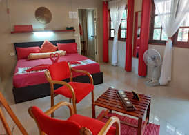 Red Moon Hideaway 5
