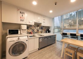 OYO Hostel Myeongdong 1 4