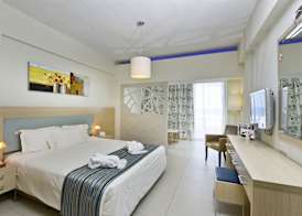 Pernera Beach Hotel 5