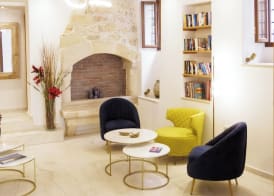 Casa Moazzo Suites and Apartments 3