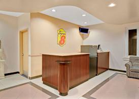 Super 8 by Wyndham Milford/New Haven 2