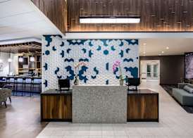 Hyatt Place Delano 3
