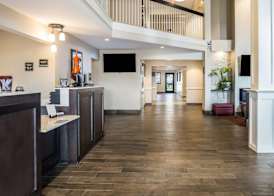 Country Inn & Suites by Radisson, Grandville-Grand Rapids West, MI 3
