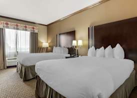 Best Western Plus Texoma Hotel & Suites 4