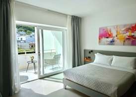 A&A Rooms 5
