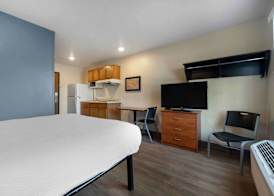 WoodSpring Suites Springdale 3