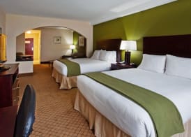Holiday Inn Express & Suites COLUMBUS - FT BENNING MAINGATE by IHG 2