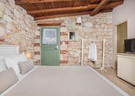 Petrino Eco Village 3