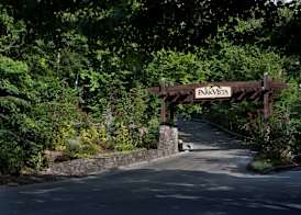 The Park Vista - a DoubleTree by Hilton Hotel - Gatlinburg 2