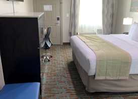 Days Inn by Wyndham Bellville Mansfield 5