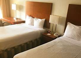 Days Inn & Suites by Wyndham Mobile 4
