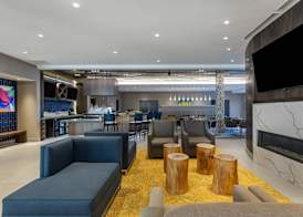Cambria Hotel Manchester South Windsor 5