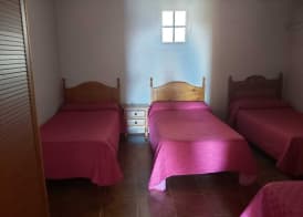 Casas Rurales Amparo Las Hayas 4