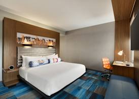 Aloft by Marriott Dallas Love Field 4