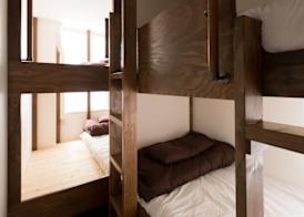 Osaka Namba Hostel MIYABI 4