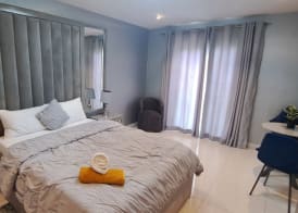 The Lennox Abode 4