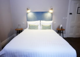 Embankment Hotel 5