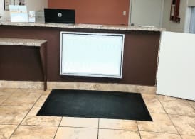 Econo Lodge Mineral Wells 2